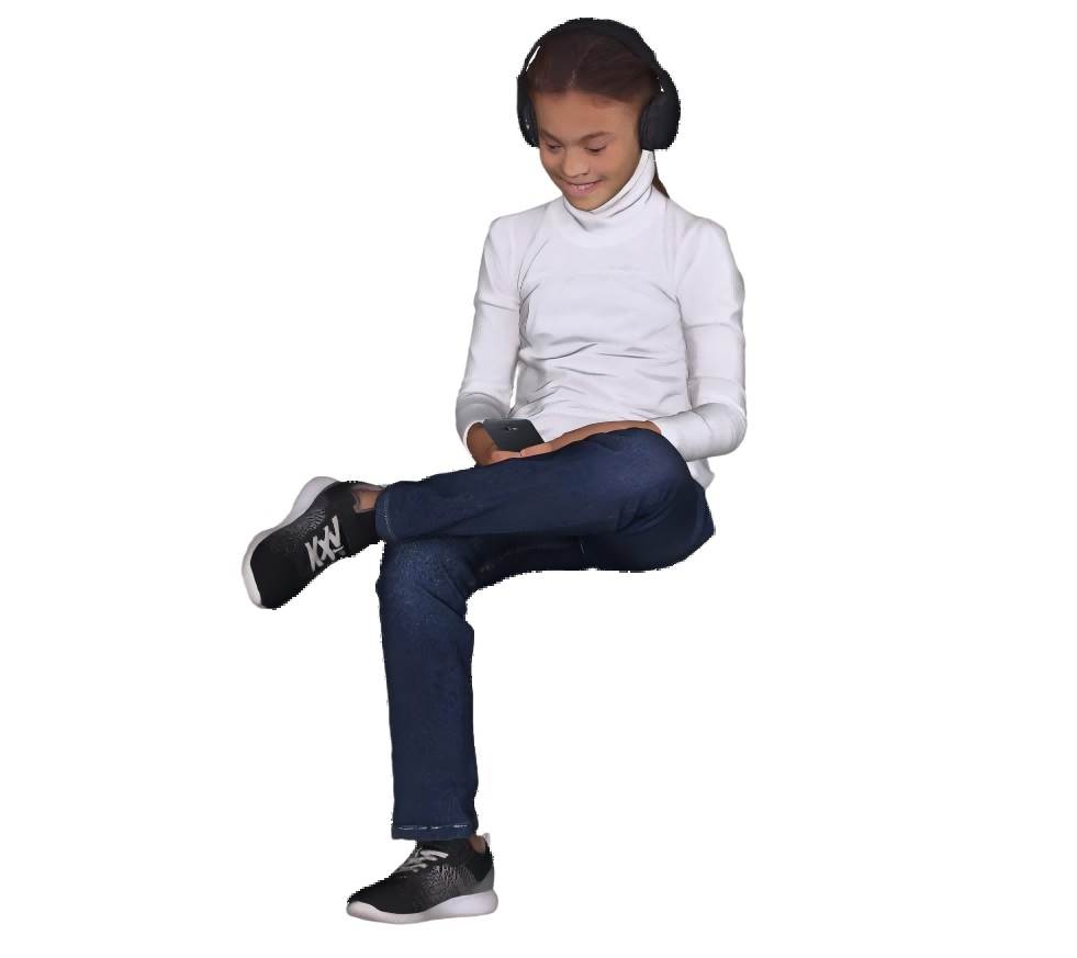 坐姿玩手机听歌人物SU模型 SU模型免费下载_sketchup模型